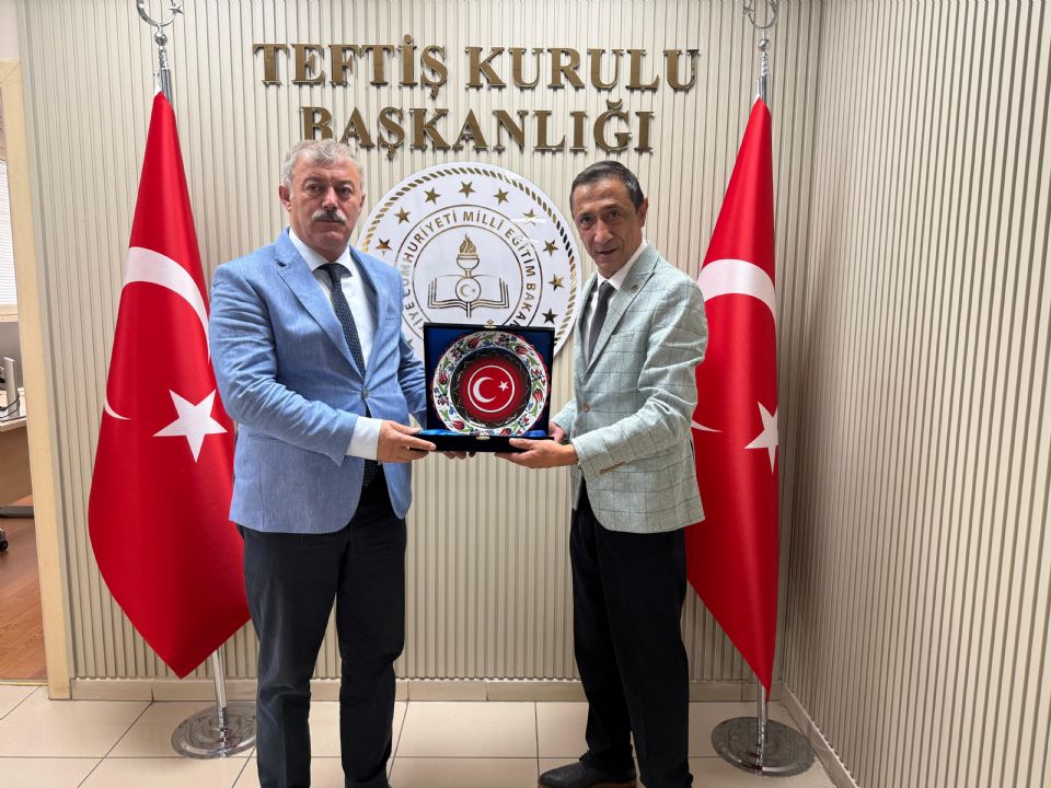 Genel Başkanımız Oğuz Özat Millî Eğitim Bakanlığı Teftiş Kurulu Başkanı Sayın Fethi Fahri Kaya’yı Makamında Ziyaret Etti