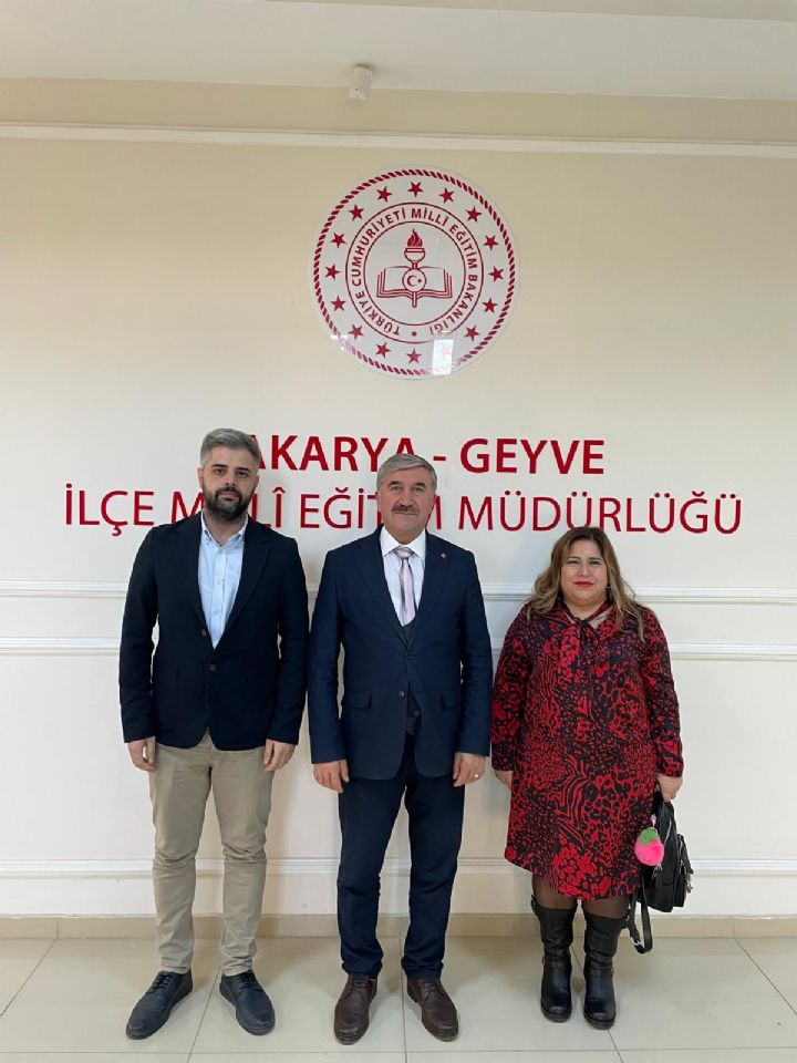 Geyve İlçe Millî Eğitim Müdürü Sayın Aziz Demir’e Hayırlı Olsun Ziyareti