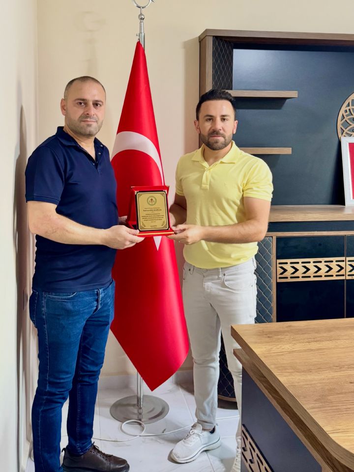 İl Başkan Yardımcımıza Teşekkür Plaketi İle Veda Ettik