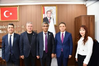 Genel Başkan Yardımcımız Resul PARTİCİ, Gümüşhane İl Millî Eğitim Müdürü Sayın Şener Doğan’ı Makamında Ziyaret Etti.