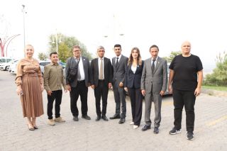 Genel Başkanımız Oğuz ÖZAT, Genel Sekreterimiz Sinem AKŞEMSETTİNOĞLU, Genel Başkan Yardımcılarımız Resul PARTİCİ ve Dilaver KÖRPE, Manisa’da İzmir ve Manisa İl Teşkilatlarımızla Bir Araya Geldi!