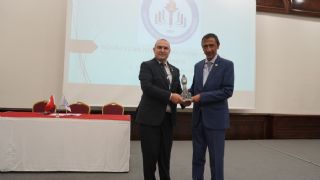 Genel Başkanımız Oğuz ÖZAT, İzmir Şubemizin Birinci Olağan Genel Kuruluna Katıldı!