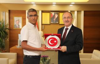 Antalya İl Milli Eğitim Müdürü Sayın Mehmet Yasin Eriş’e Ziyaret