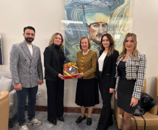 Cumhuriyet Halk Partisi Manisa Milletvekili Selma Aliye Kavaf’a Ziyarette Bulunduk