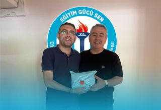 Eğitim Gücü Sendikası Gümüşhane İl Başkanlığı’ndan Babalar Günü Kutlaması