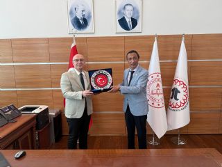 Genel Başkanımız Oğuz Özat, Talim Ve Terbiye Kurulu Başkanı Sayın Cem Gençoğlu’na Makamında Hayırlı Olsun Ziyaretinde Bulundu