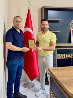 İl Başkan Yardımcımıza Teşekkür Plaketi İle Veda Ettik