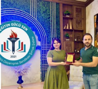 İl Dışı Tayini Çıkan Temsilcilerimize Teşekkür Plaketi Verildi.